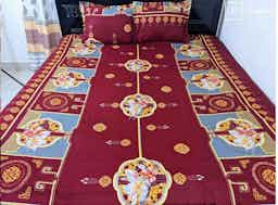 Auspicious Color Best Quality Bedsheets  (৩ পিসের সেট)