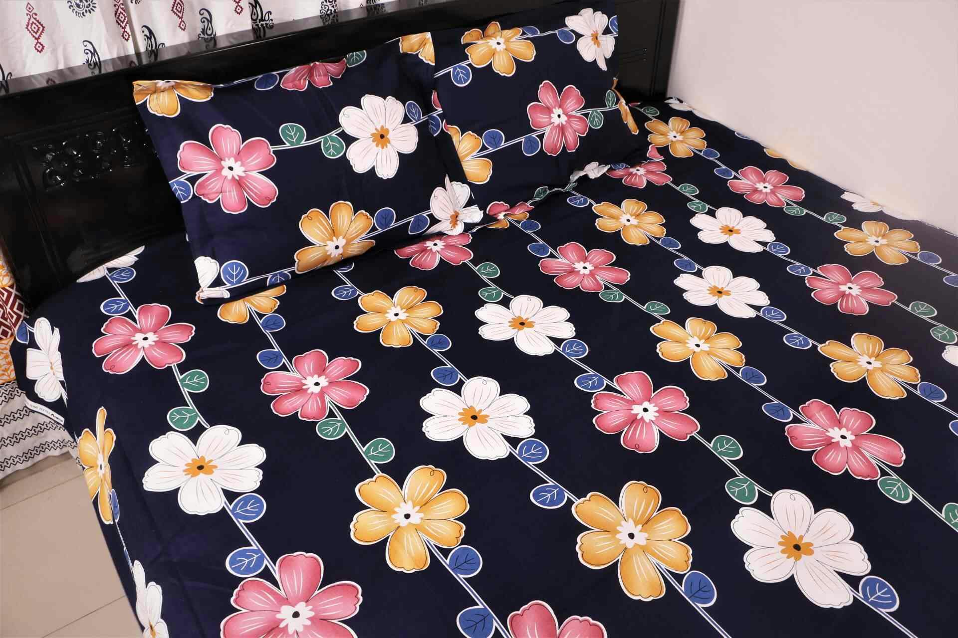 100% Cotton King Size Bedsheet New Wonderful design   (৩ পিসের সেট)